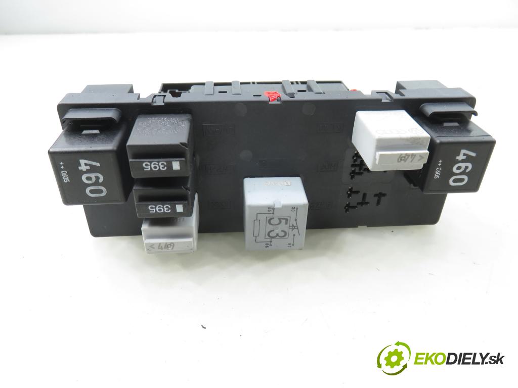 AUDI A3 Sportback (8PA) HB 2006 75,00 1.6 - BSE 1595,00 MODUL BORDNETZ 8P0907279F ; F005V00519