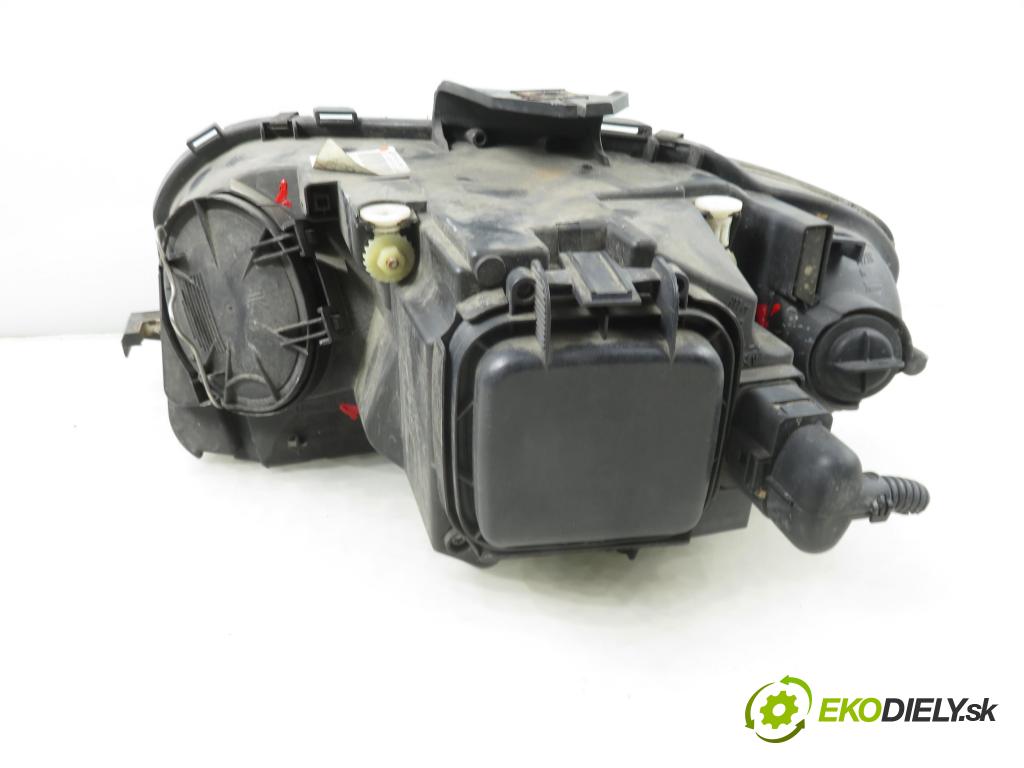 AUDI A3 Sportback (8PA) HB 2006 75,00 1.6 - BSE 1595,00 světlo PP 8P0941004K ; 0301206202
