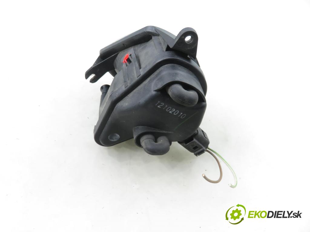 AUDI A3 Sportback (8PA) HB 2006 75,00 1.6 - BSE 1595,00 hmlové svetlo, hmlovka P