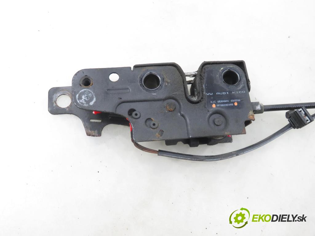 AUDI A3 Sportback (8PA) HB 2006 75,00 1.6 - BSE 1595,00 zámok kapoty 8P0823509D