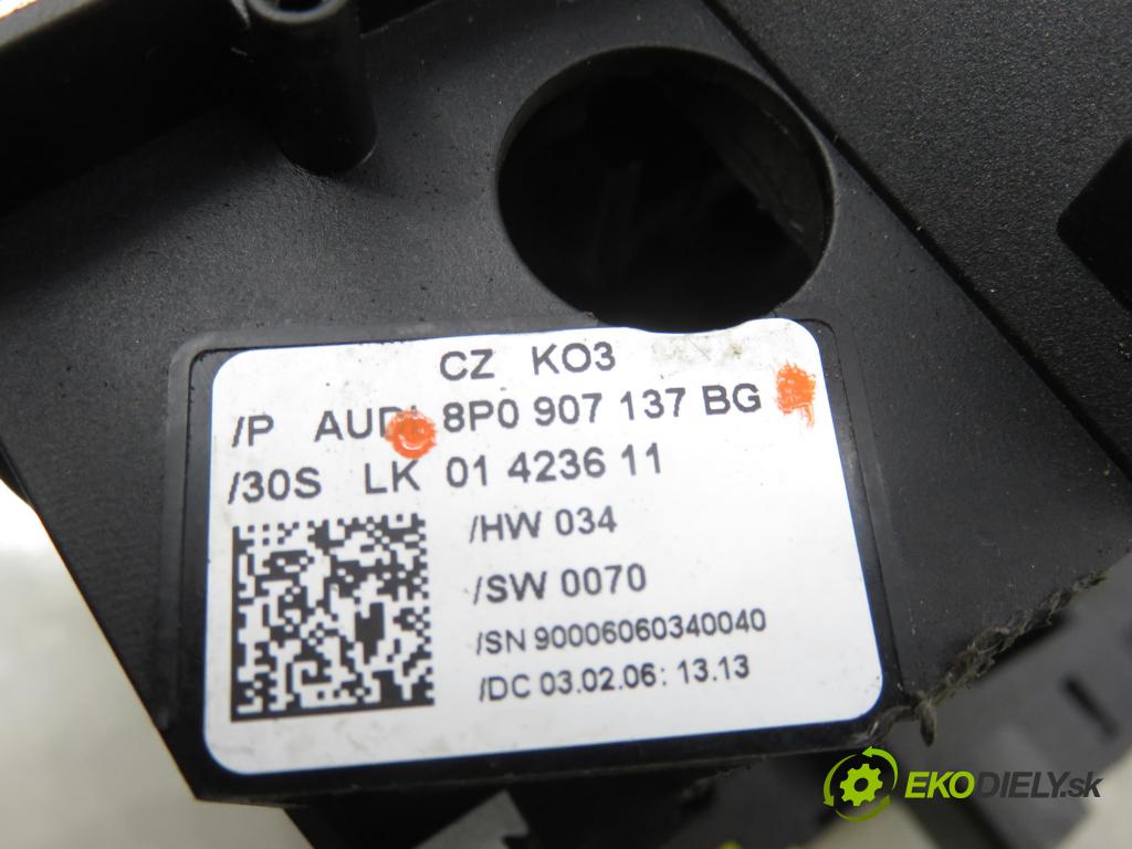 AUDI A3 Sportback (8PA) HB 2006 75,00 1.6 - BSE 1595,00 PAKA/ŘAZENÍ/SADA: 8P0907137BG ; 1K0959653D ; 1K0953549AH