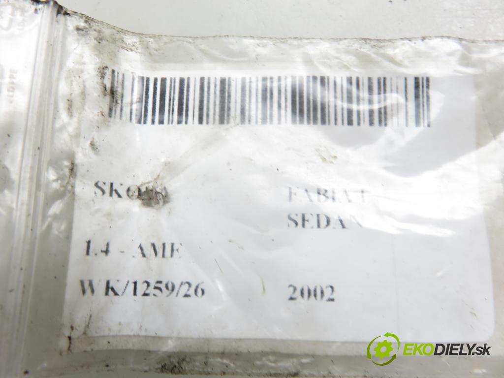 SKODA FABIA I SEDAN (6Y3) SEDAN 2002 50,00 1.4 MPI 68 - AME 1397,00 Lišta vstrekovacia 047133319S ; 047906031C ; 5WS02620 (Vstrekovacia lišta)