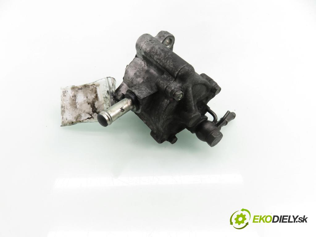 TOYOTA COROLLA Verso (ZER_, ZZE12_, R1_) MINIVAN 2005 85,00 2.0 D-4D (CUR10_) - 1CD-FTV 1995,00 pumpa vakuová 2930027020 ; 0810002740
