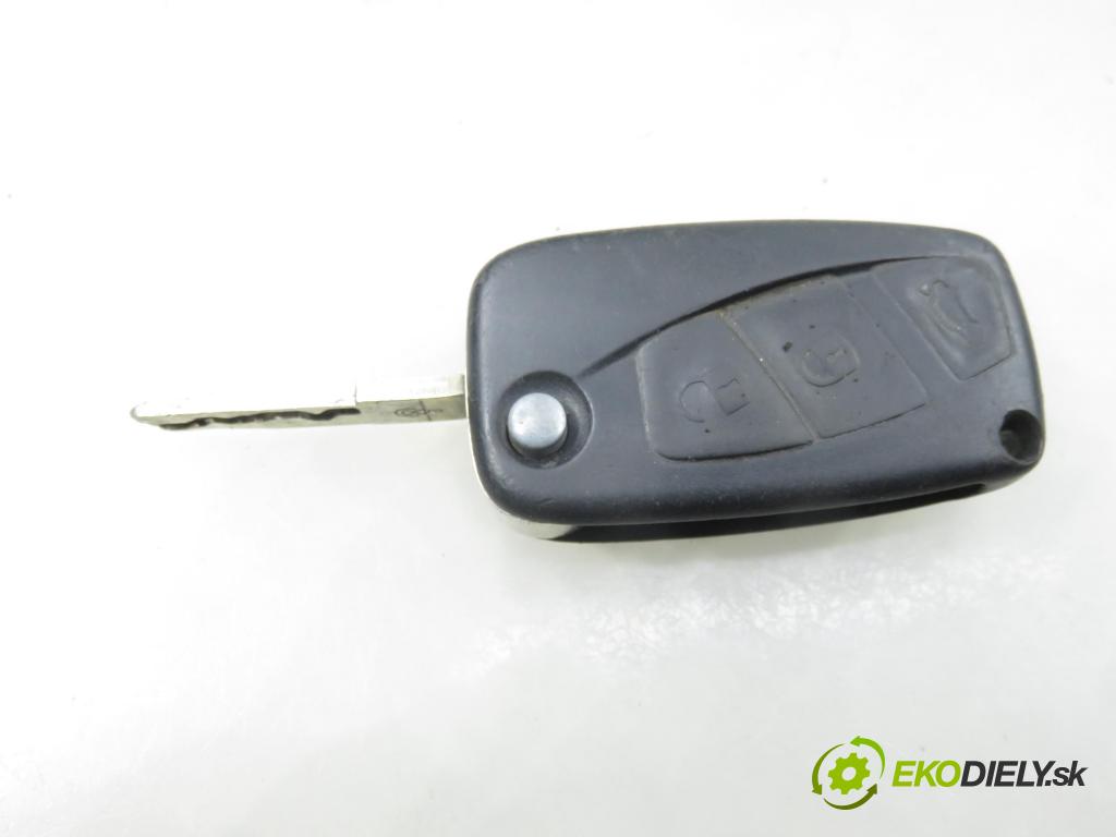 FIAT GRANDE PUNTO (199_) HB 2007 55,00 1.3 D Multijet 75 - 199 A2.000 1248,00 spinačka / zámky 00519272790