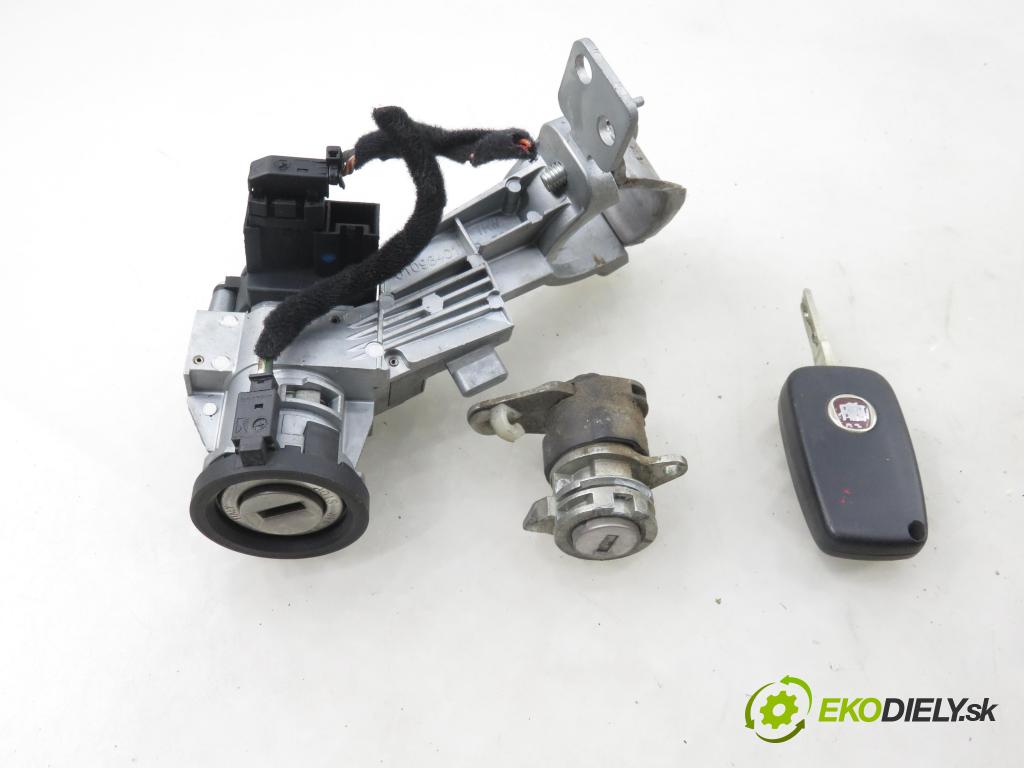 FIAT GRANDE PUNTO (199_) HB 2007 55,00 1.3 D Multijet 75 - 199 A2.000 1248,00 spinačka / zámky 00519272790