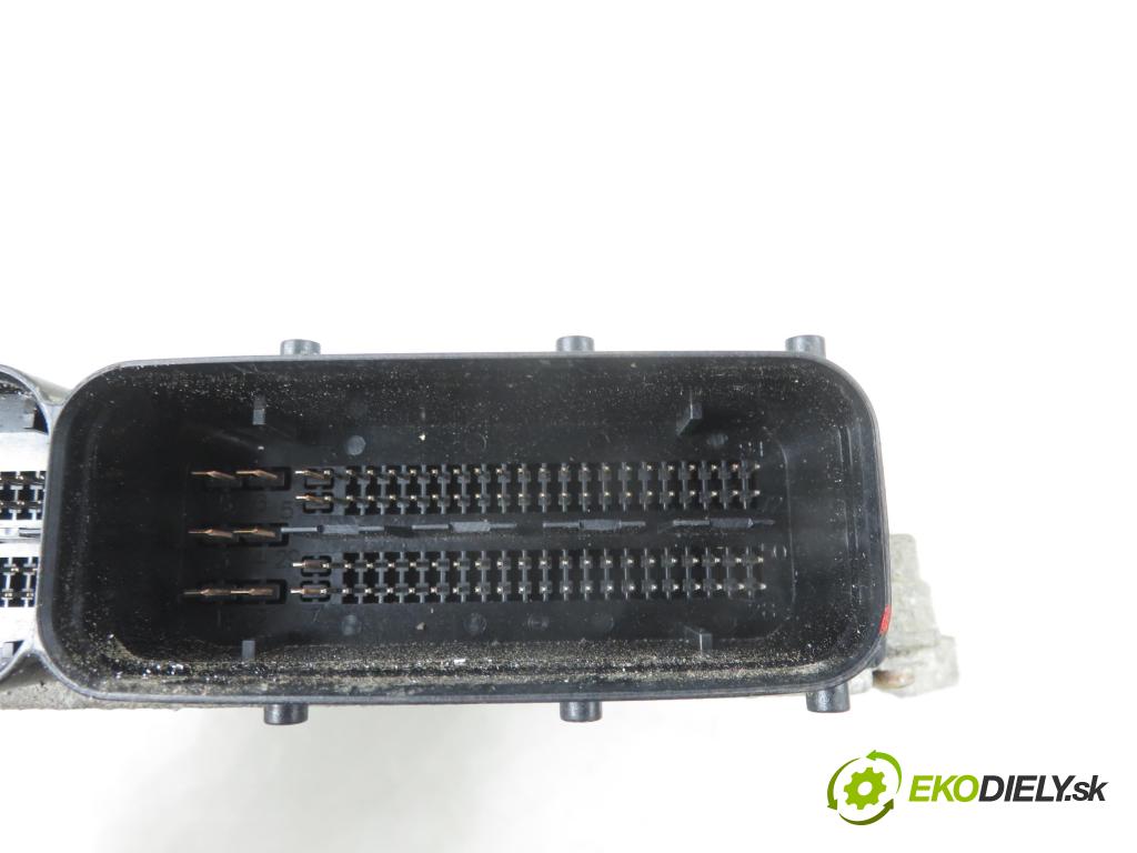 FIAT GRANDE PUNTO (199_) HB 2007 55,00 1.3 D Multijet - 199 A2.000 1248,00 Riadiaca jednotka Motor 51806498