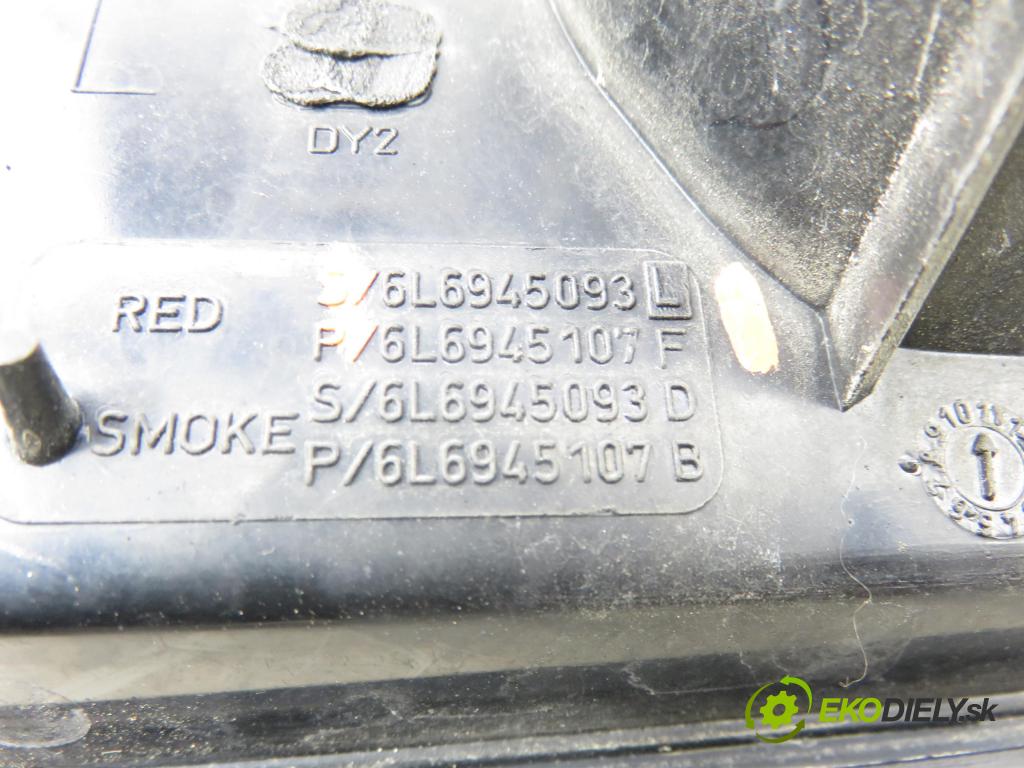 SEAT IBIZA III (6L1) HB 2002 55,00 1.4 16V - BBY 1390,00 světlo levé zadní kufr 6L6945093L ; 6L6945107F