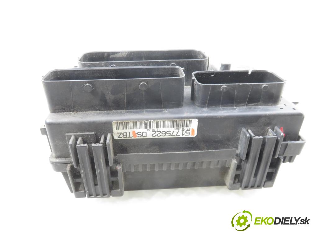 FIAT GRANDE PUNTO (199_) HB 2007 55,00 1.3 D Multijet - 199 A2.000 1248,00 Skrinka POJISTKY: 51775622DS