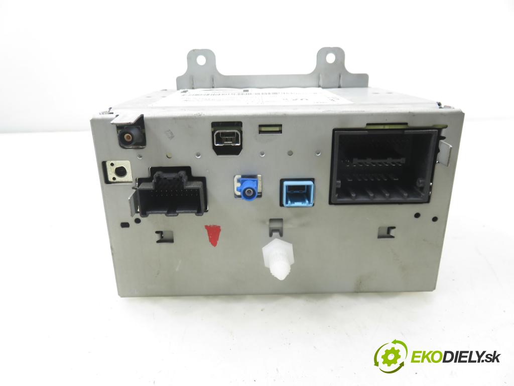 OPEL ASTRA J HB 2010 92,00 1.7 CDTI - A 17 DTR 1686,00 RADIO CD 93169528 ; 7612634361