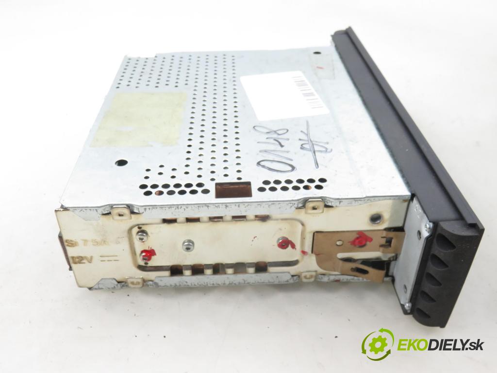 AUDI A3 Sportback (8PA) HB 2006 75,00 1.6 - BSE 1595,00 RADIO CD