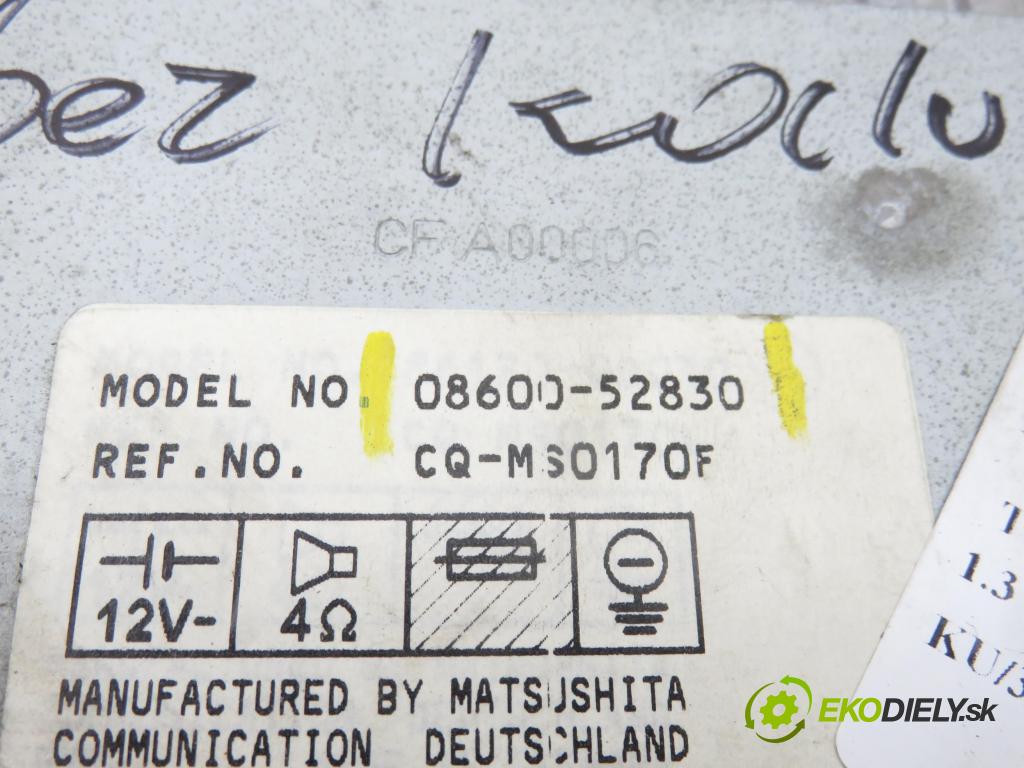 TOYOTA YARIS (_P1_) HB 2002 64,00 1.3 VVTi 87 - 2SZ-FE 1298,00 RADIO CD 0860052830