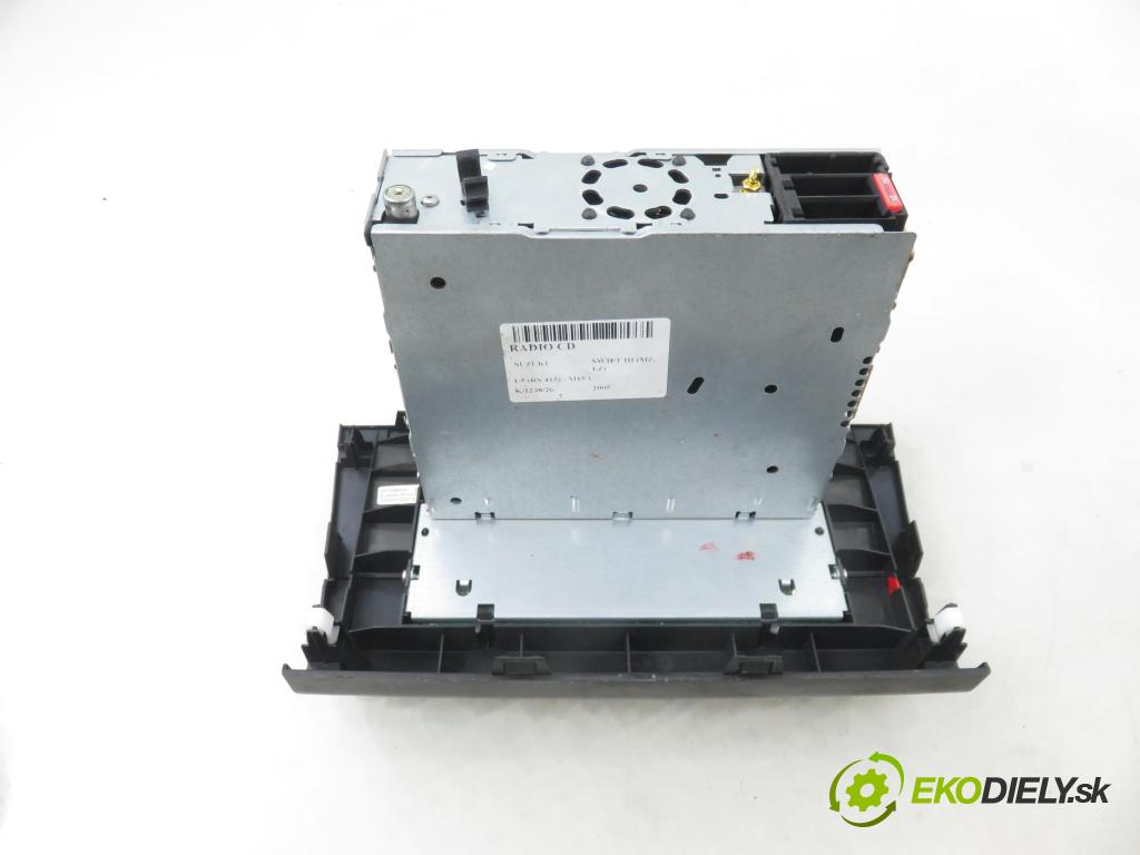SUZUKI SWIFT III (MZ, EZ) HB 2005 75,00 1.5 (RS 415) - M15A 1490,00 RADIO CD