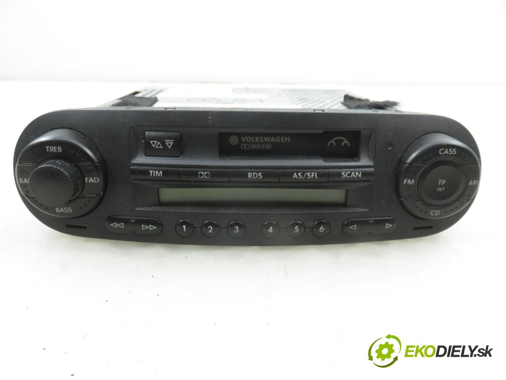 VW NEW BEETLE (9C1, 1C1) HB 1998 85,00 2 - AZJ 1984,00 RADIO modul 1C0035186