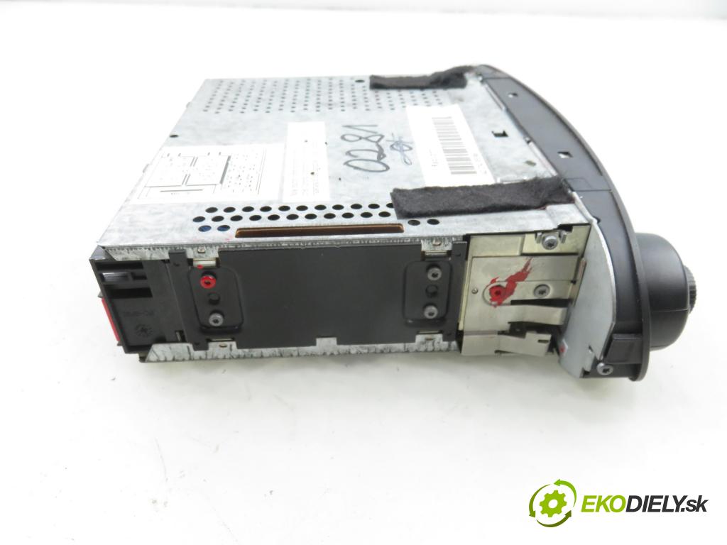VW NEW BEETLE (9C1, 1C1) HB 1998 85,00 2 - AZJ 1984,00 RADIO modul 1C0035186