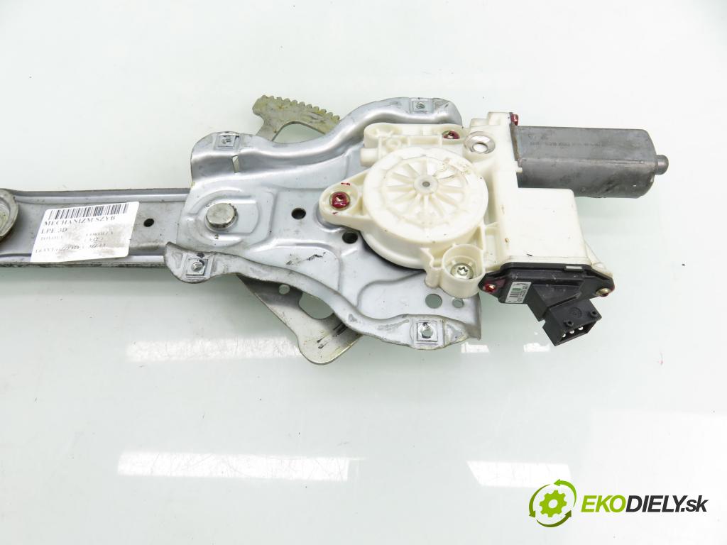 TOYOTA COROLLA (_E12_) HB 2002 81,00 1.6 VVT-i (ZZE121_) - 3ZZ-FE 1598,00 mechanismus oken 3D 6982002130