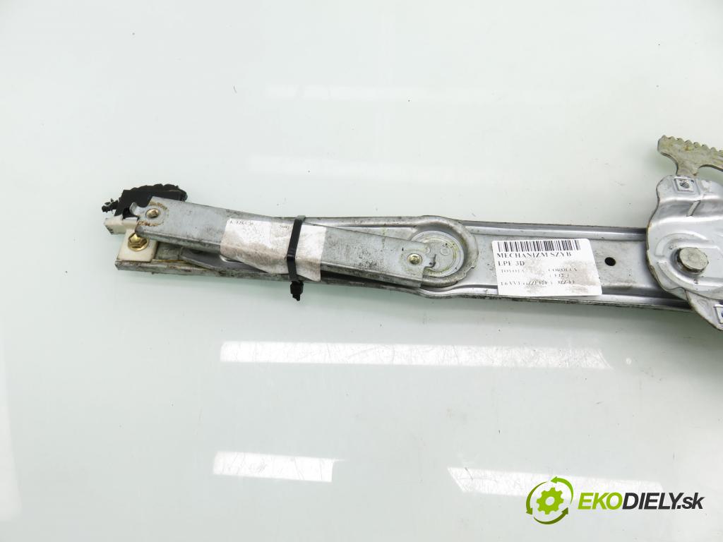 TOYOTA COROLLA (_E12_) HB 2002 81,00 1.6 VVT-i (ZZE121_) - 3ZZ-FE 1598,00 mechanismus oken 3D 6982002130