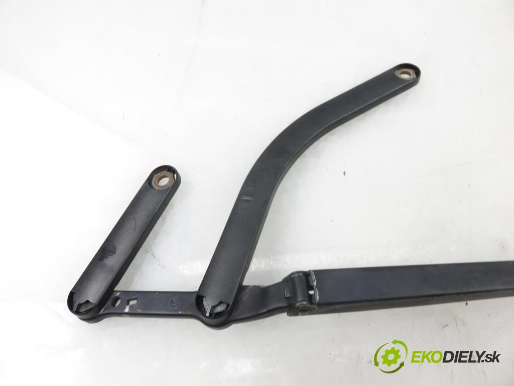 RENAULT GRAND SCENIC II (JM0/1_) MINIVAN 2004 88,00 1.9 dCi (JM0G, JM12, JM1G, JM2C) - F9Q 812 1870,00 RAMENO: stěrače PP 8200113231