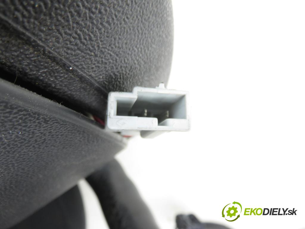 RENAULT GRAND SCENIC II (JM0/1_) MINIVAN 2004 88,00 1.9 dCi (JM0G, JM12, JM1G, JM2C) - F9Q 812 1870,00 SLOUPEC / PODPORA elektrický 8200035272 ; 50300389