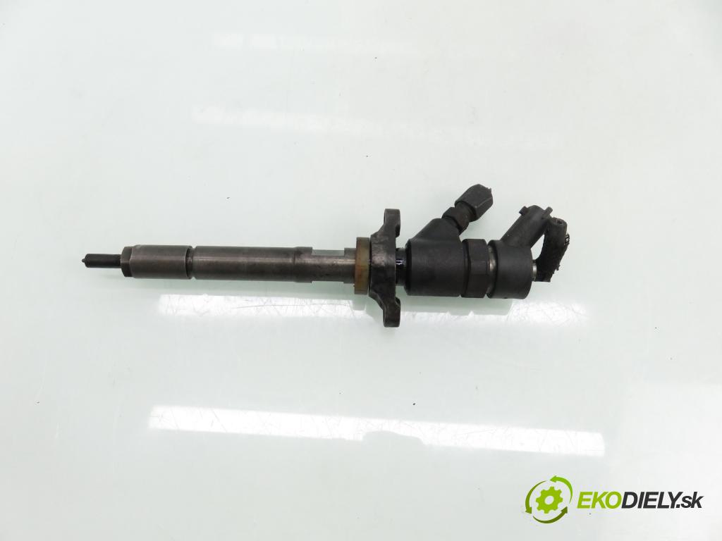 PEUGEOT 307 SW (3H) KOMBI 2003 80,00 1.6 HDI 110 - 9HZ (DV6TED4) 1560,00 vstřikovač 0445110188 (Vstřikovač paliva)