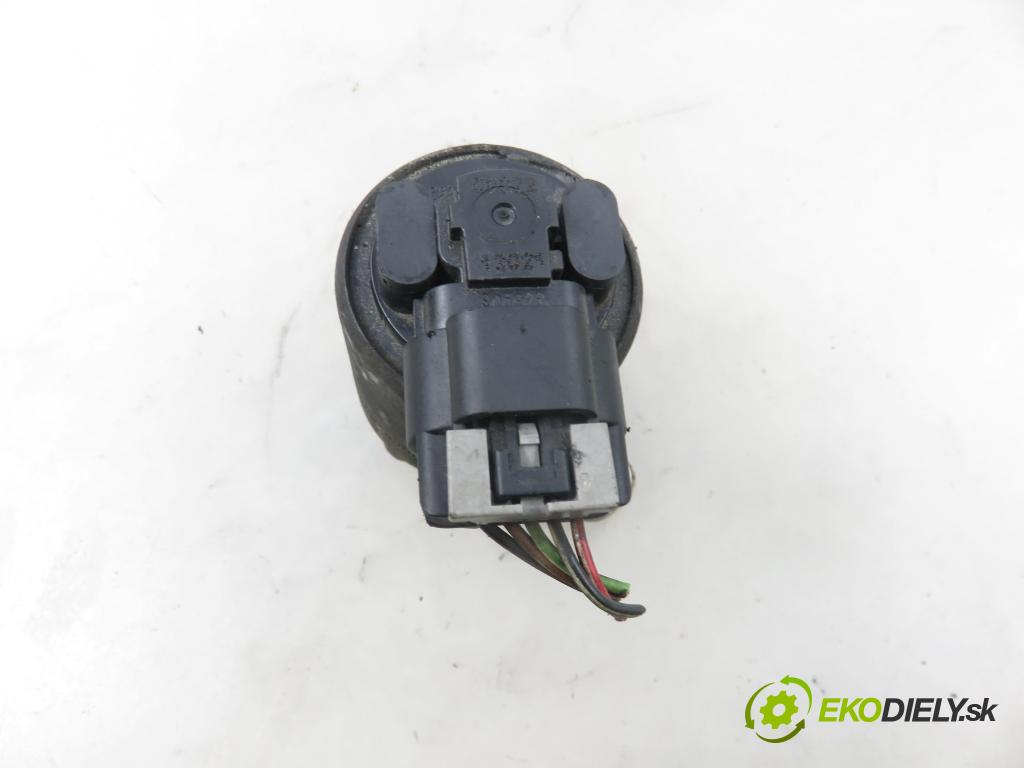 OPEL VECTRA C (Z02) SEDAN 2002 81,00 1.8 - Z 18 XEL 1796,00 VENTIL: EGR