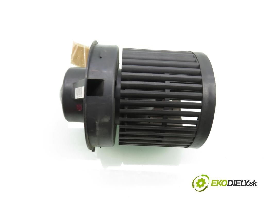 NISSAN NOTE (E12) MINIVAN 2014 66,00 1.5 dCi - K9K 892 1461,00 ventilátor větráku