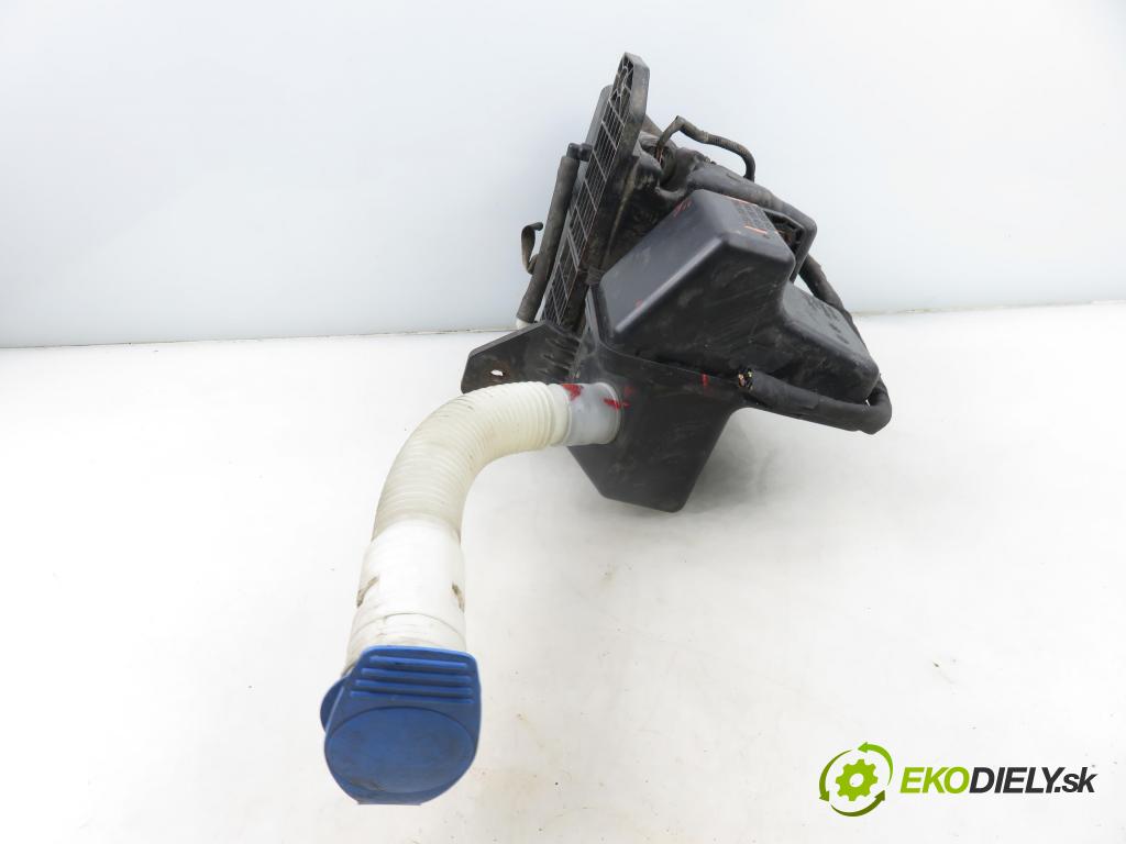 VW TIGUAN (5N_) SUV 2007 110,00 1.4 TSI 4motion - BWK 1390,00 nádržka ostřikovačů 5N0955453B ; 5N0955453 ; 5N0955453A (Klika dveří ostatní)