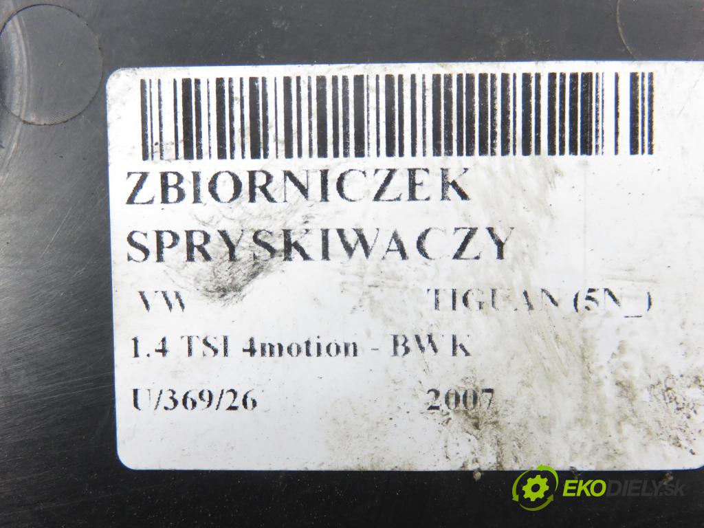 VW TIGUAN (5N_) SUV 2007 110,00 1.4 TSI 4motion - BWK 1390,00 nádržka ostřikovačů 5N0955453B ; 5N0955453 ; 5N0955453A (Klika dveří ostatní)