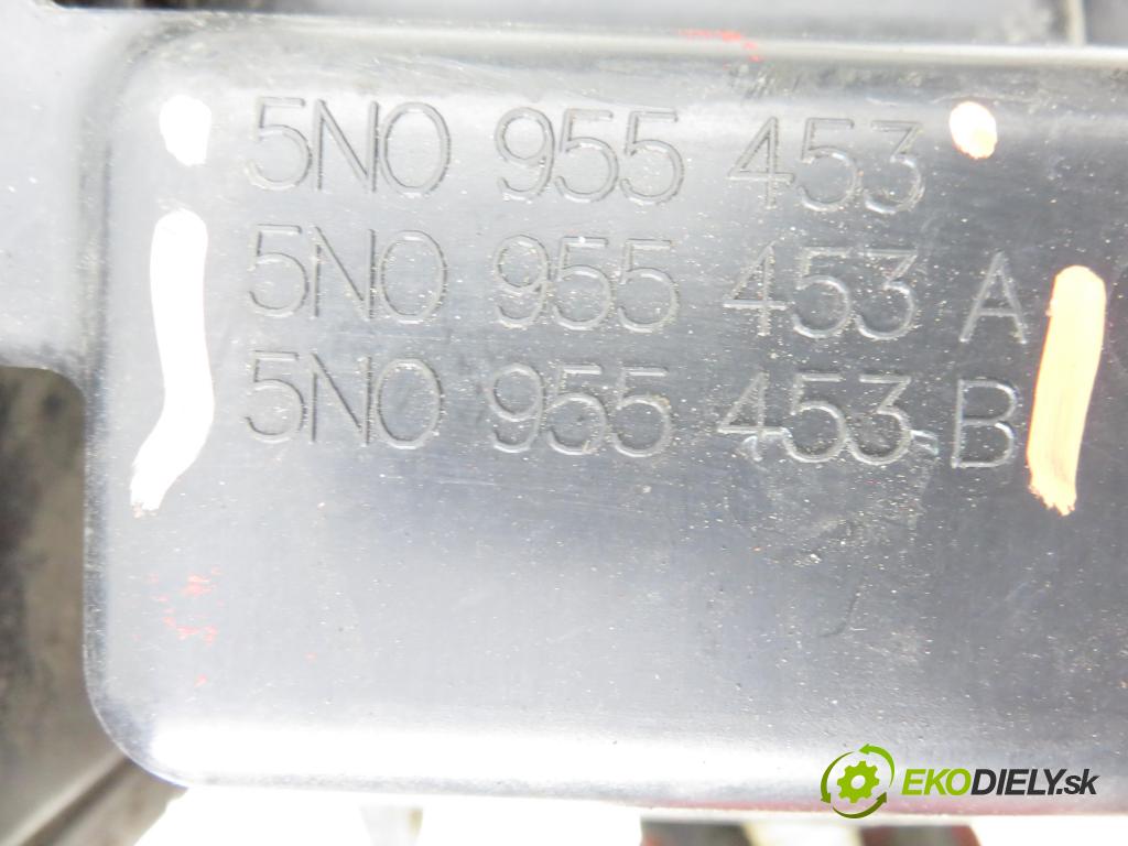 VW TIGUAN (5N_) SUV 2007 110,00 1.4 TSI 4motion - BWK 1390,00 nádržka ostřikovačů 5N0955453B ; 5N0955453 ; 5N0955453A (Klika dveří ostatní)