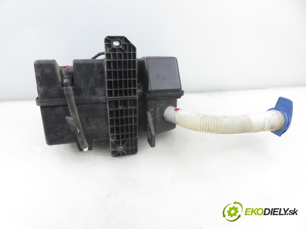 VW TIGUAN (5N_) SUV 2007 110,00 1.4 TSI 4motion - BWK 1390,00 nádržka ostřikovačů 5N0955453B ; 5N0955453 ; 5N0955453A (Klika dveří ostatní)