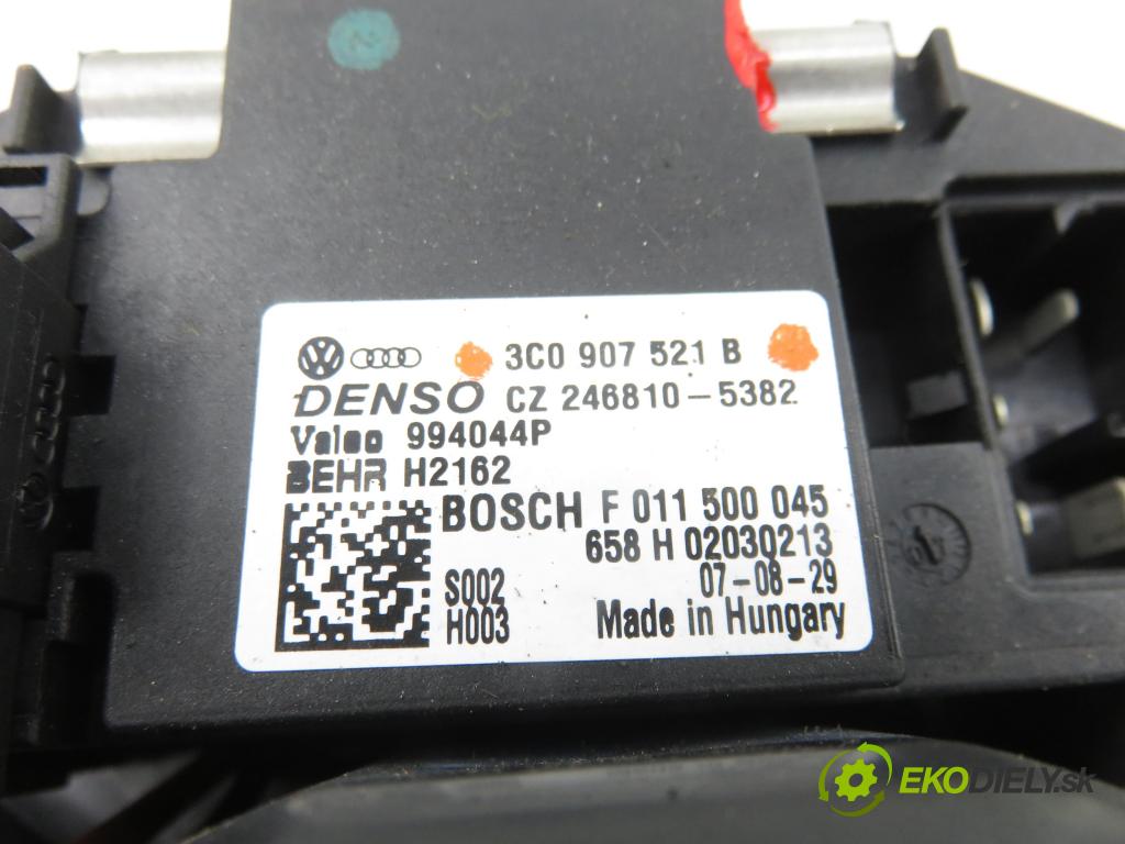 VW TIGUAN (5N_) SUV 2007 110,00 1.4 TSI 4motion - BWK 1390,00 Ventilátor vetráku 3C1820015L ; 3C0907521B