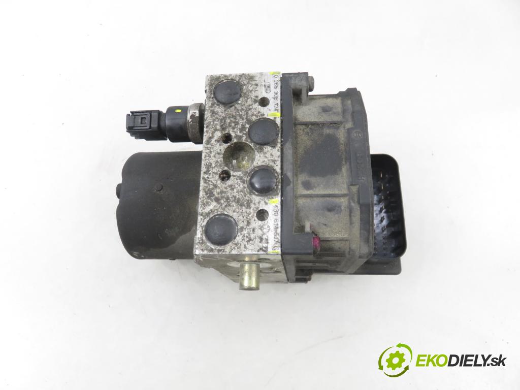 VW PASSAT B5.5 (3B3) SEDAN 2002 74,00 1.9 TDI - AVB 1896,00 pumpa ABS 0265950055 ; 4B0614517G ; 0265225124 (Pumpa ABS)