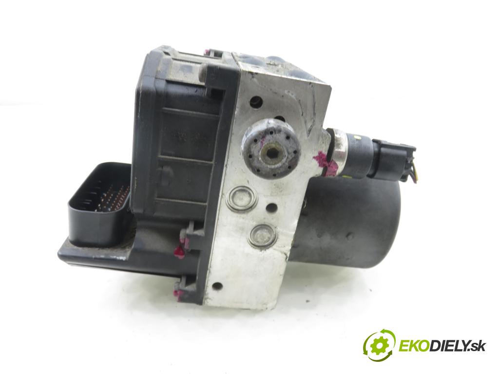 VW PASSAT B5.5 (3B3) SEDAN 2002 74,00 1.9 TDI - AVB 1896,00 pumpa ABS 0265950055 ; 4B0614517G ; 0265225124 (Pumpa ABS)