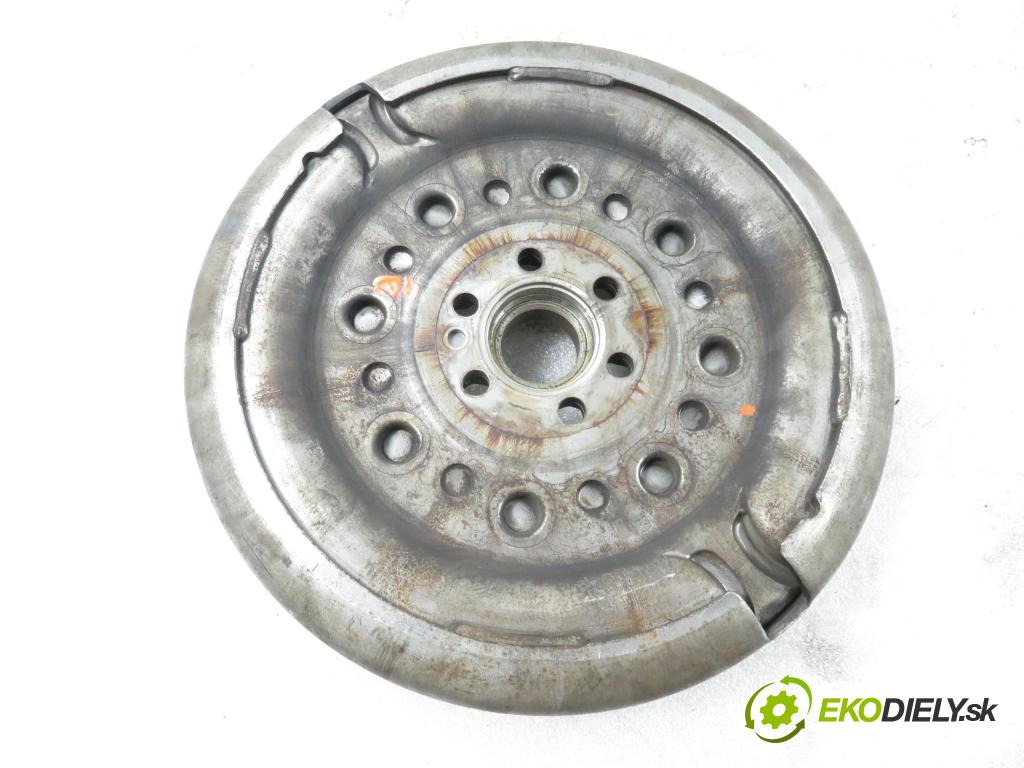 VW PASSAT B6 Variant (3C5) KOMBI 2006 77,00 1.9 TDI - BLS 1896,00 řemenice DUAL MASS / COMP 3082001409 ; 1864001694