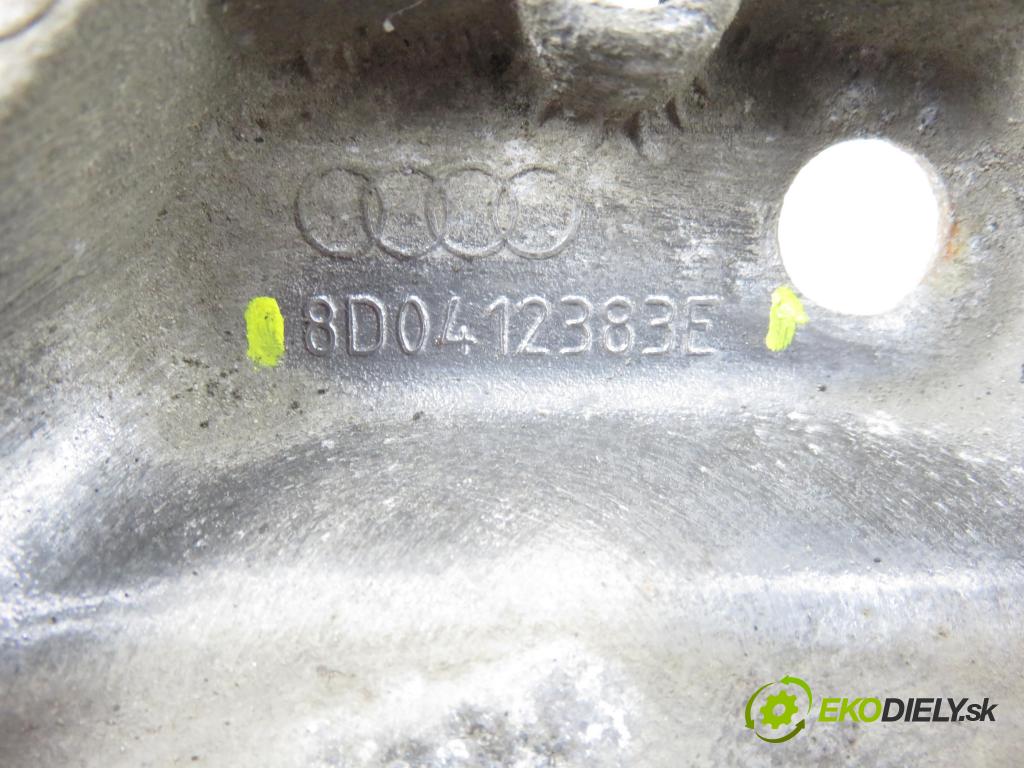 VW PASSAT B5.5 (3B3) SEDAN 2002 74,00 1.9 TDI PD 101 - AVB 1896,00 uchycení tlumičích 8D0412383E