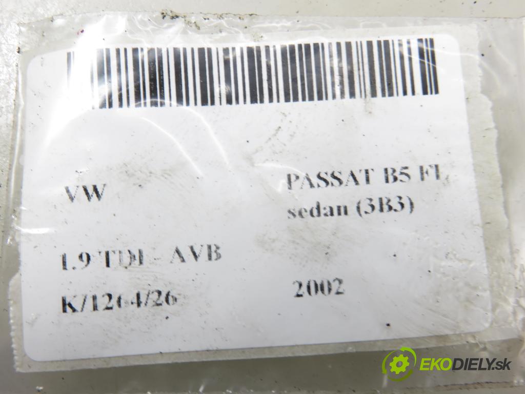 VW PASSAT B5.5 (3B3) SEDAN 2002 74,00 1.9 TDI PD 101 - AVB 1896,00 uchycení tlumičích 8D0412383E