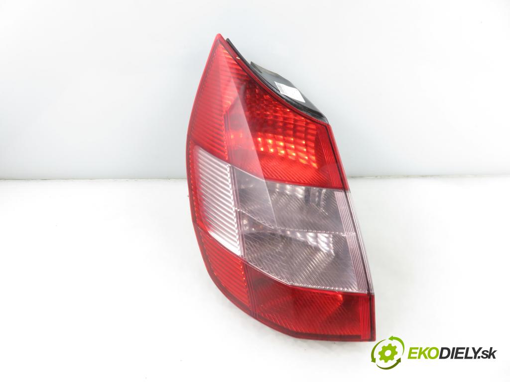 RENAULT SCENIC II (JM0/1_) HB 2004 88,00 1.9 DCI - F9Q 812 1870,00 světlo levé zadní 8200127704 ; 8200127704E
