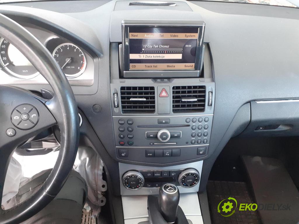 MERCEDES-BENZ KLASA C T-Model (S204) KOMBI 2011 135,00 C 200 CGI (204.248) - M 271.860 1796,00 ZOBRAZIT: 2048204697