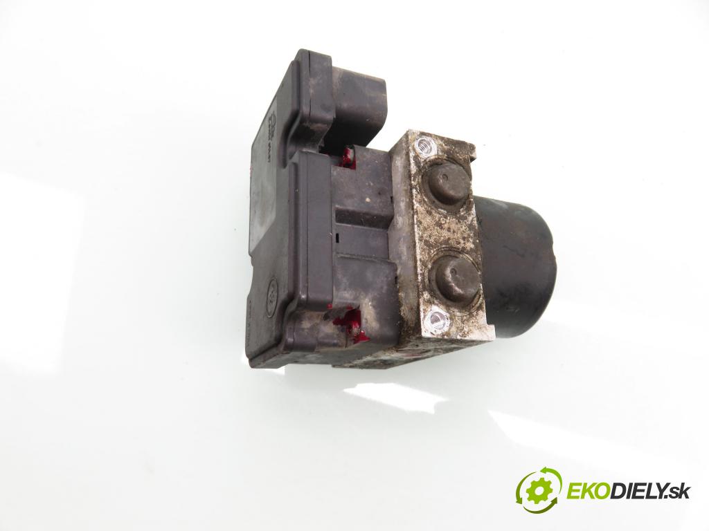 CITROEN C3 II (SC_) HB 2012 54,00 1.4 - KFT (TU3A) 1360,00 pumpa ABS 10097011693 ; 9675099980 ; 10020702074 (Pumpa ABS)