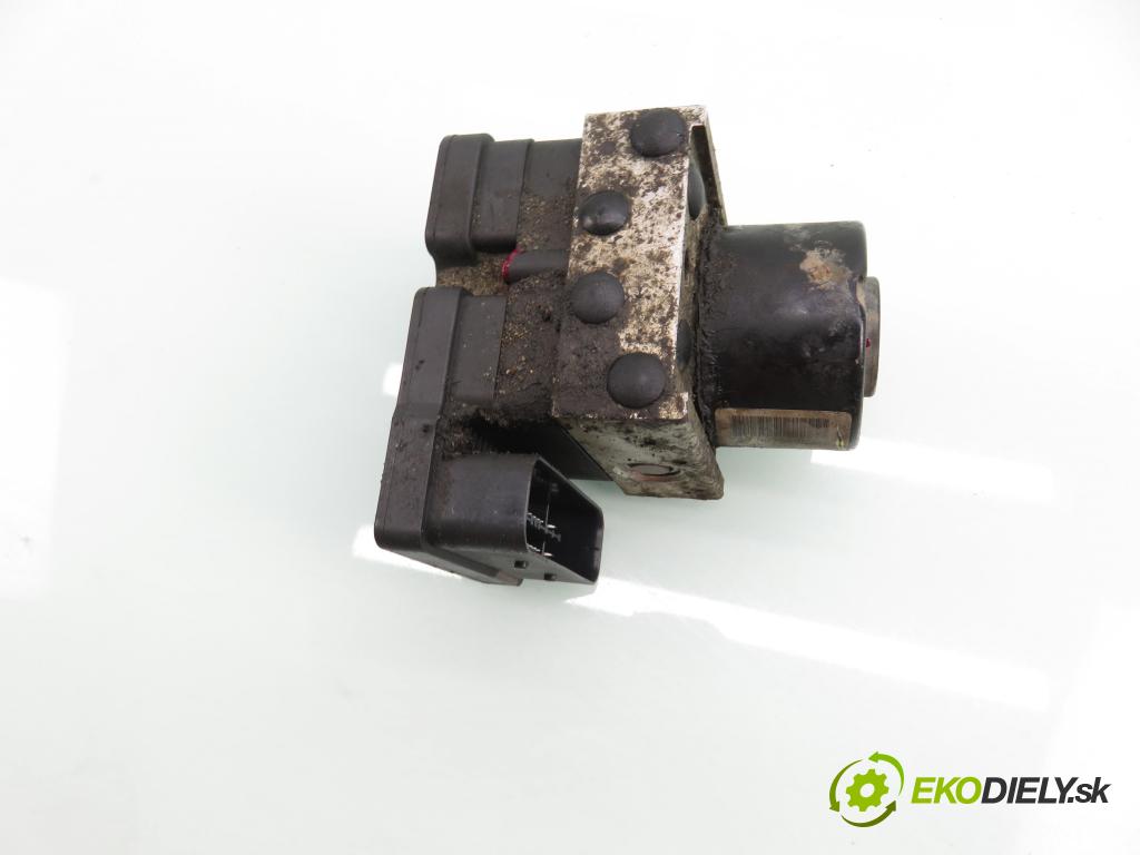 CITROEN C3 II (SC_) HB 2012 54,00 1.4 - KFT (TU3A) 1360,00 pumpa ABS 10097011693 ; 9675099980 ; 10020702074 (Pumpa ABS)