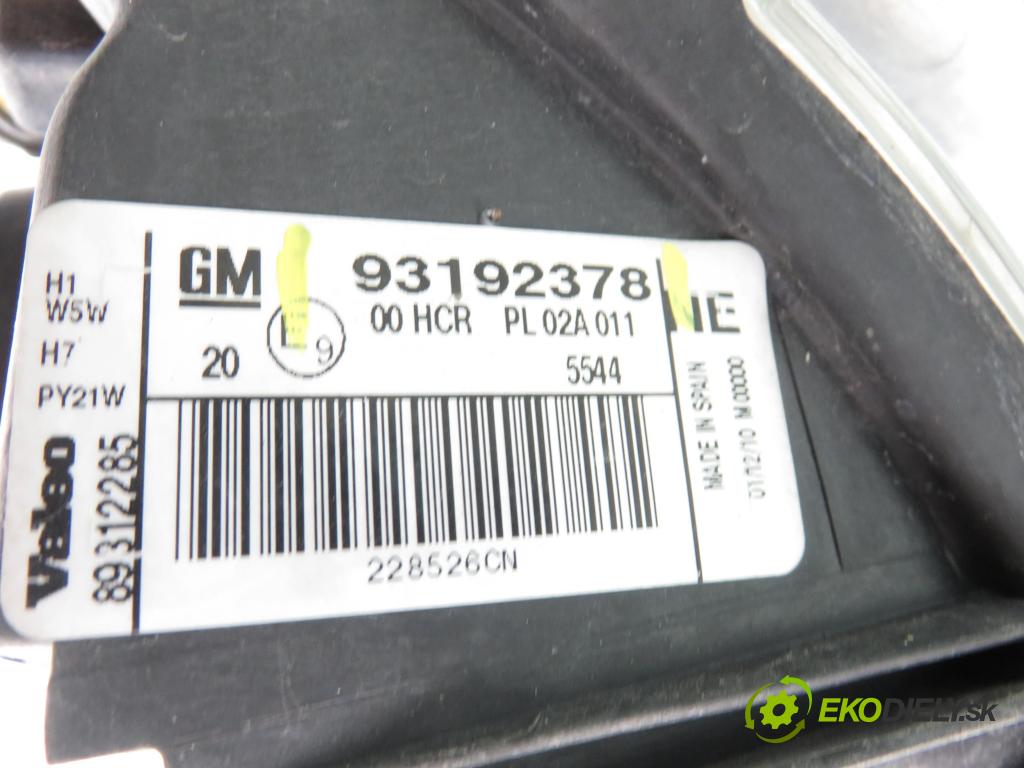 OPEL VECTRA C (Z02) LIFTBACK 2006 88,00 1.9 CDTI - Z 19 DT 1910,00 Svetlo PP 93192378