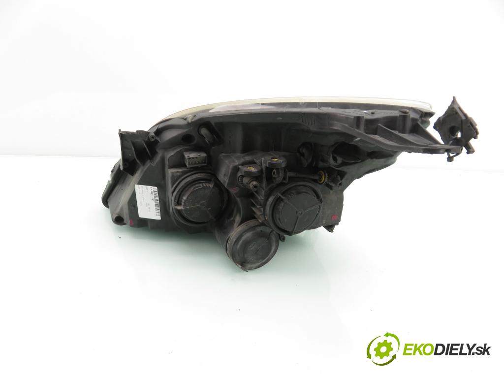 OPEL VECTRA C (Z02) LIFTBACK 2006 88,00 1.9 CDTI - Z 19 DT 1910,00 Svetlo PP 93192378