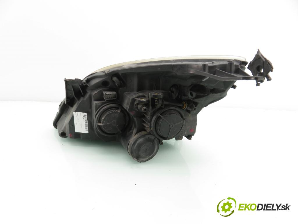 OPEL VECTRA C (Z02) LIFTBACK 2006 88,00 1.9 CDTI - Z 19 DT 1910,00 Svetlo PP 93192378
