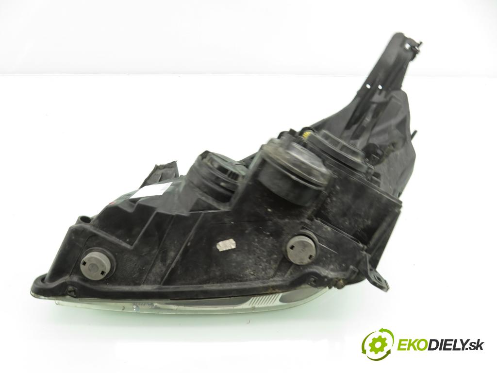 OPEL VECTRA C (Z02) LIFTBACK 2006 88,00 1.9 CDTI - Z 19 DT 1910,00 Svetlo PP 93192378