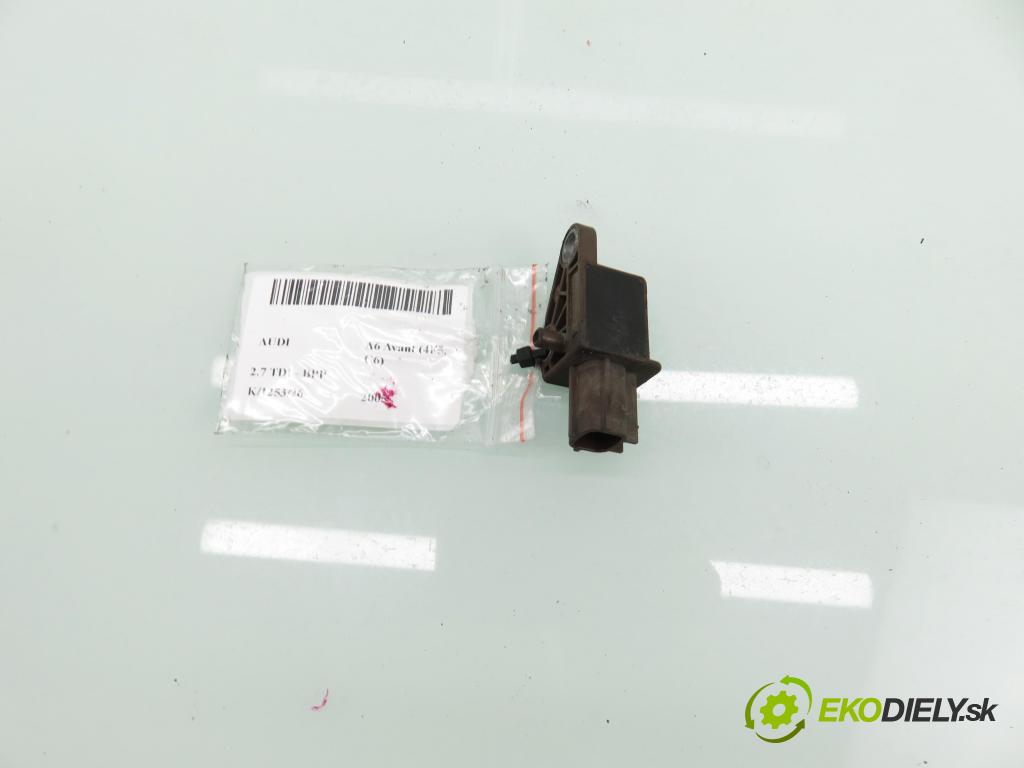 AUDI A6 Avant (4F5, C6) KOMBI 2005 132,00 2.7 TDI - BPP 2698,00 Snímač nárazu 4L0959651 ; 5WK43722 (Snímač nárazu)