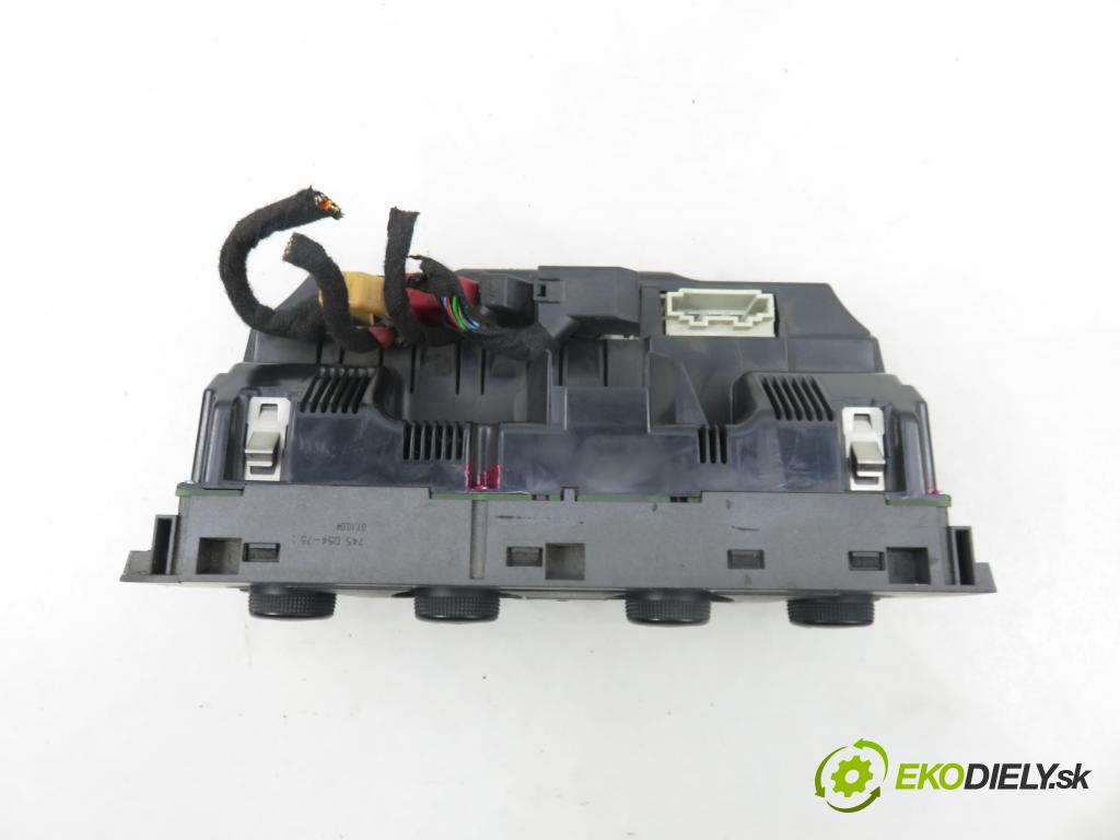 AUDI A6 (4F2, C6) SEDAN 2004 103,00 2.0 TDI - BLB 1968,00 Panel kúrenia KLIMATRONIK 4F1820043G ; 5HB00883431