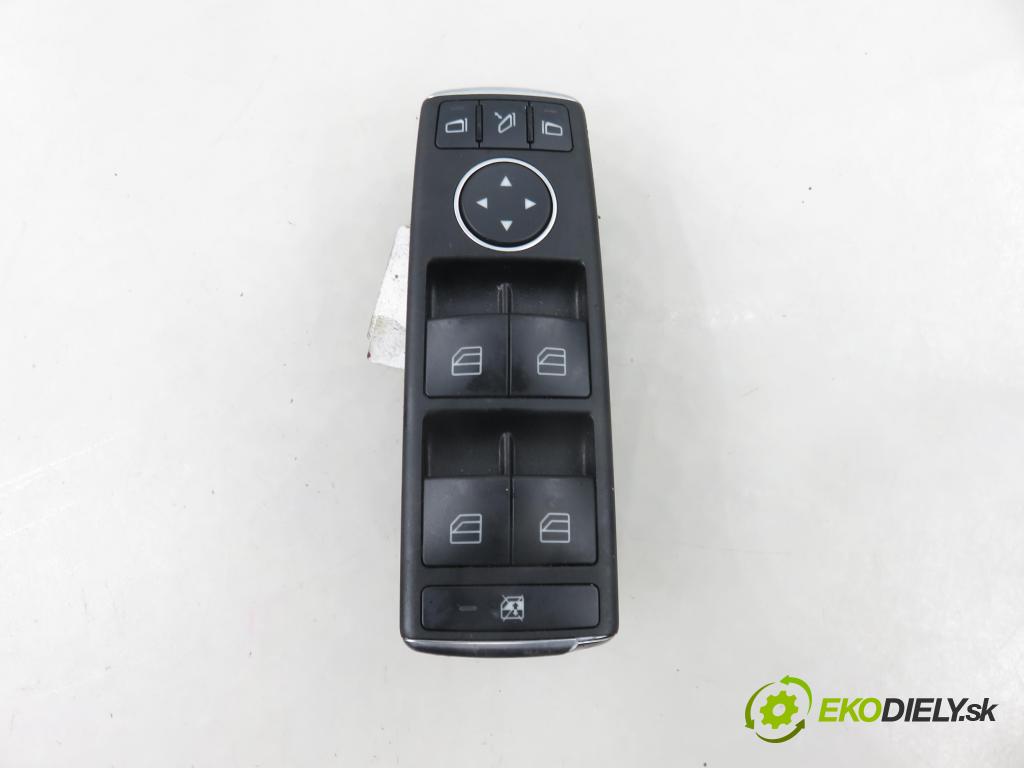 MERCEDES-BENZ KLASA C T-Model (S204) KOMBI 2011 135,00 C 200 CGI (204.248) - M 271.860 1796,00 Panel ovládaní oken 2049055402