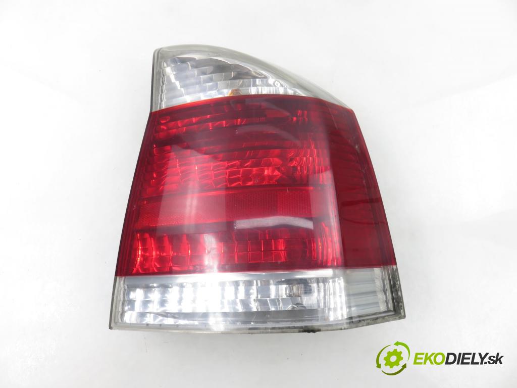 OPEL VECTRA C (Z02) LIFTBACK 2006 88,00 1.9 CDTI 8V 120 - Z 19 DT 1910,00 světlo pravé zadní 13131002