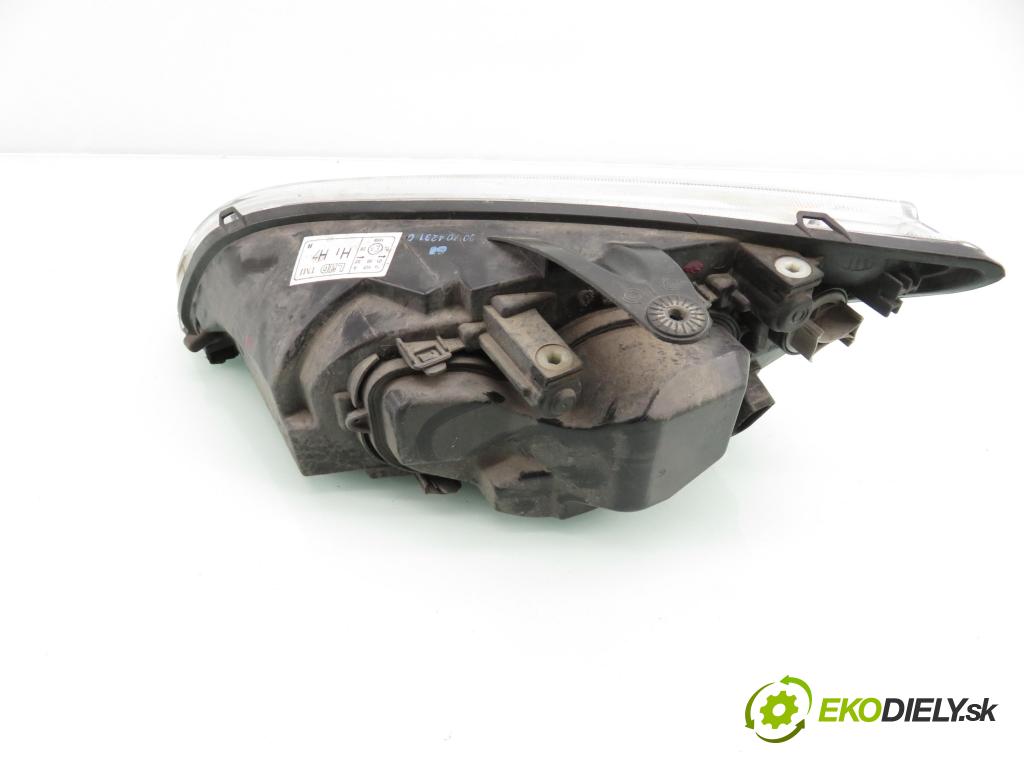 FORD FOCUS II (DA_, HCP) HB 2007 66,00 1.6 TDCi 90 - HHDB 1560,00 světlo PP