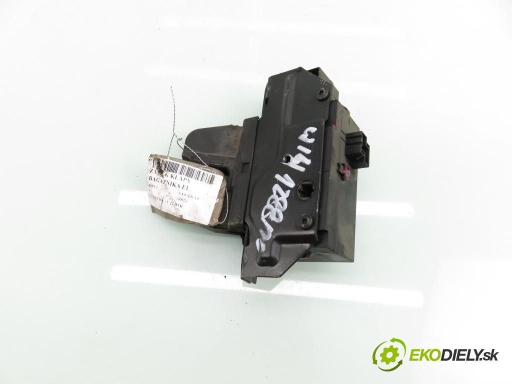 OPEL VECTRA C (Z02) LIFTBACK 2004 92,00 2.2 DTI 16V 125 - Y 22 DTR 2172,00 zámok dverí kufor EL. 495072894
