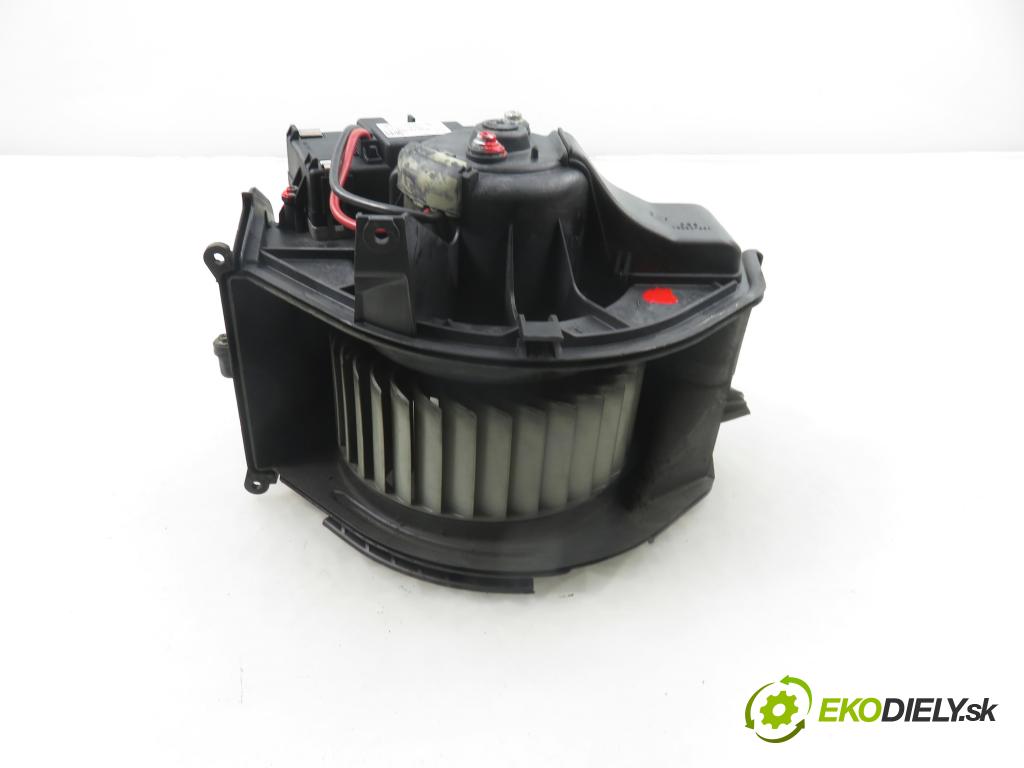 AUDI A6 Avant (4F5, C6) KOMBI 2005 132,00 2.7 TDI - BPP 2698,00 Ventilátor vetráku 4F0820521A ; 4F0910521